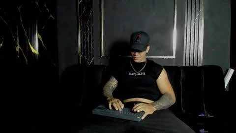 mr_maximo online show from 11-29-25, 11:52