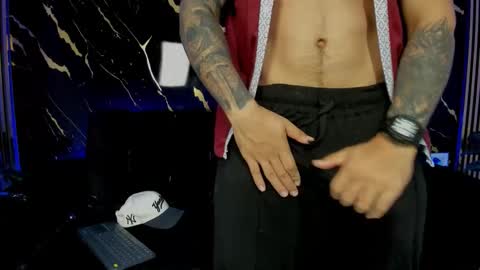 mr_maximo online show from 02-11-26, 05:12