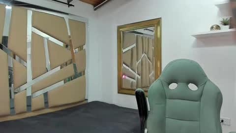 MIKEE online show from 02-16-25, 03:15