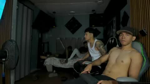 mr_mois online show from 06-02-26, 05:53