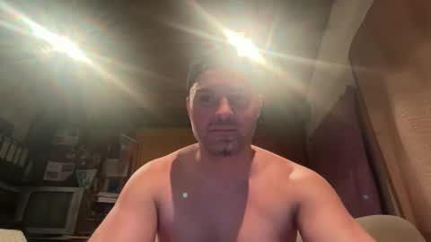 mr_niceguy100 online show from 02-15-26, 06:37