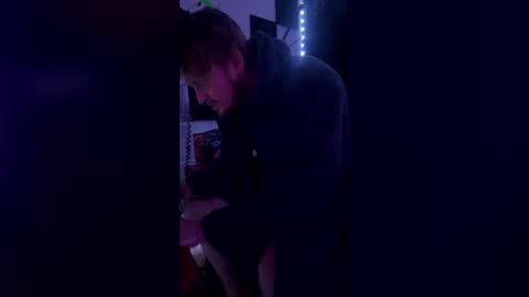 Snapshot of mr_pocean29 chatting on 08-06-26, 04:36 mr_pocean29 online show from 08-06-26, 04:36