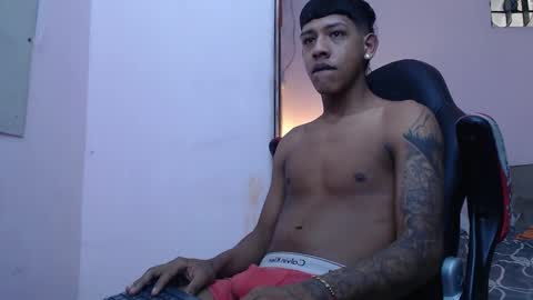 mr_stiven_ online show from 01-12-25, 04:42