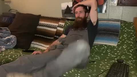 Snapshot of mr_valdor chatting on 12-04-24, 01:03 Valdor online show from 12-04-24, 01:03