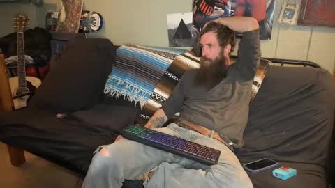 Snapshot of mr_valdor chatting on 12-28-24, 12:04 Valdor online show from 12-28-24, 12:04