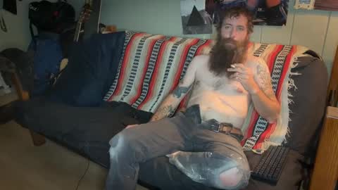 Snapshot of mr_valdor chatting on 09-13-25, 02:33 Valdor online show from 09-13-25, 02:33