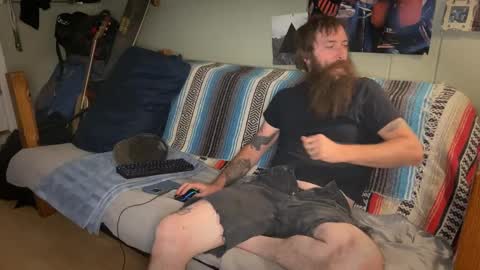 Snapshot of mr_valdor chatting on 10-15-25, 12:55 Valdor online show from 10-15-25, 12:55