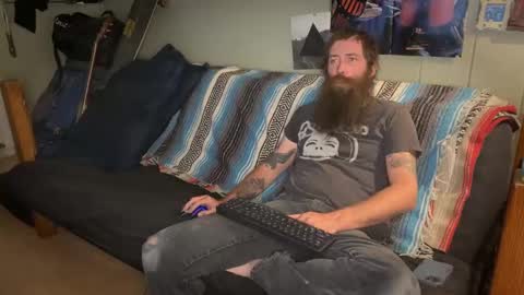 Snapshot of mr_valdor chatting on 10-23-25, 11:14 Valdor online show from 10-23-25, 11:14