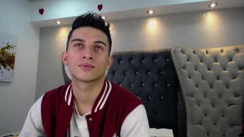 Snapshot of mr_williseo chatting on 02-26-25, 08:11 williseo online show from 02-26-25, 08:11