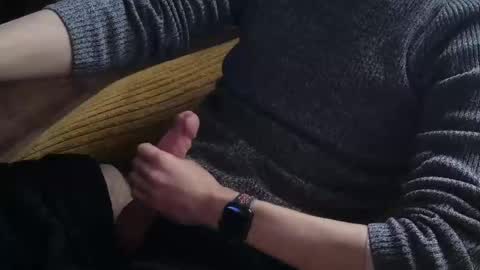 A. online show from 12-05-25, 03:09