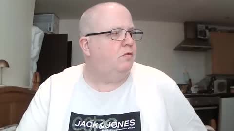 Snapshot of mralistairgoldiegmailcom chatting on 04-22-26, 11:01 Professor-Perv online show from 04-22-26, 11:01