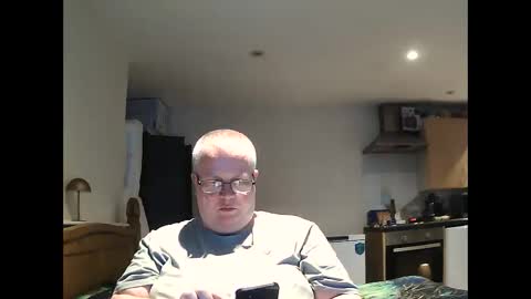 Snapshot of mralistairgoldiegmailcom chatting on 05-07-26, 06:24 Professor-Perv online show from 05-07-26, 06:24
