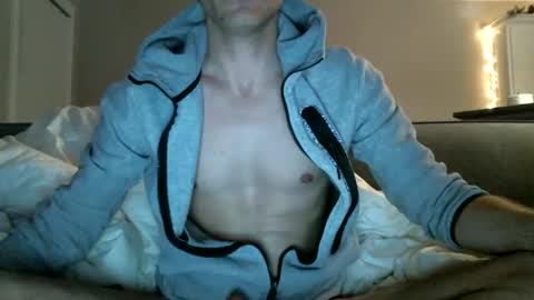 MrAsstastix online show from 01-11-25, 04:48