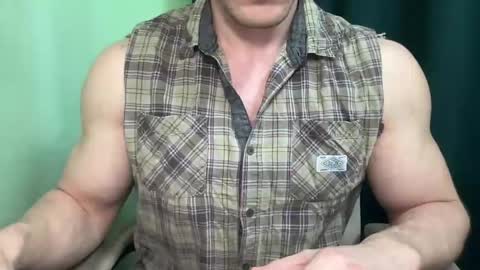 Mrbiceps23 online show from 12-23-24, 08:22
