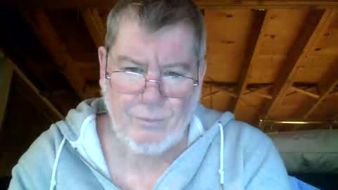 Snapshot of mrblade666 chatting on 12-22-24, 12:27 mrblade666 online show from 12-22-24, 12:27