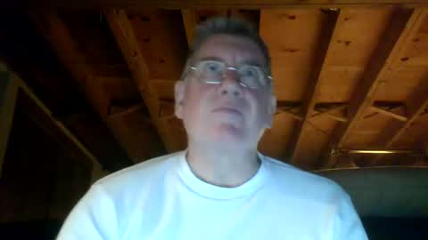 Snapshot of mrblade666 chatting on 12-23-24, 12:35 mrblade666 online show from 12-23-24, 12:35