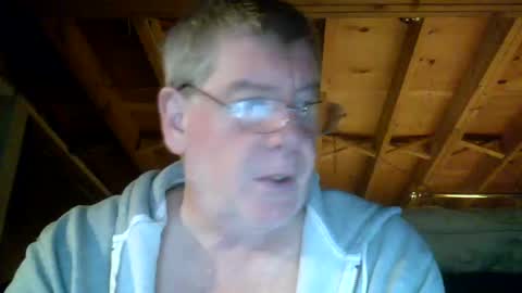 Snapshot of mrblade666 chatting on 12-28-24, 12:03 mrblade666 online show from 12-28-24, 12:03