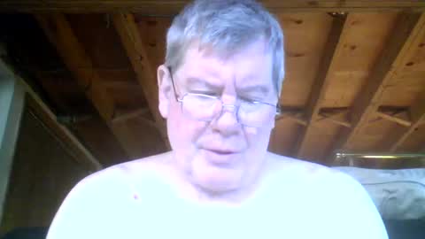 Snapshot of mrblade666 chatting on 01-12-25, 02:52 mrblade666 online show from 01-12-25, 02:52