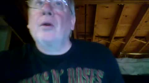 Snapshot of mrblade666 chatting on 01-18-25, 12:36 mrblade666 online show from 01-18-25, 12:36