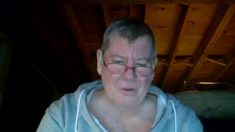 Snapshot of mrblade666 chatting on 02-22-25, 11:57 mrblade666 online show from 02-22-25, 11:57