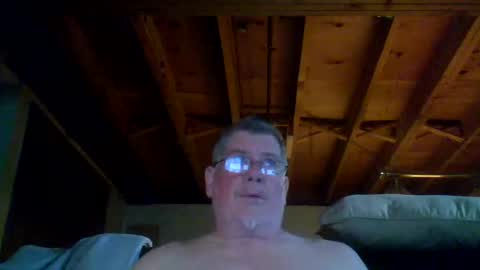 Snapshot of mrblade666 chatting on 09-13-25, 01:11 mrblade666 online show from 09-13-25, 01:11