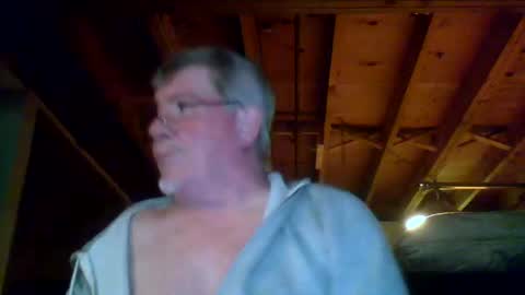 Snapshot of mrblade666 chatting on 10-12-25, 11:42 mrblade666 online show from 10-12-25, 11:42