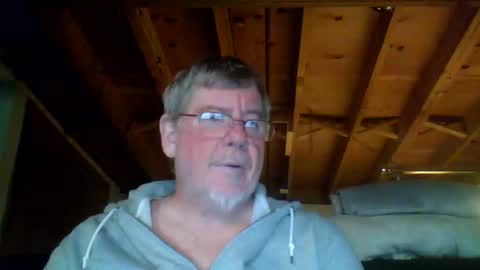 Snapshot of mrblade666 chatting on 11-06-25, 11:26 mrblade666 online show from 11-06-25, 11:26