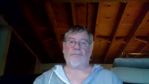 Snapshot of mrblade666 chatting on 11-11-25, 01:11 mrblade666 online show from 11-11-25, 01:11