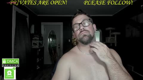 Snapshot of mrbrewscamfam chatting on 12-15-24, 03:45 MrBrew online show from 12-15-24, 03:45