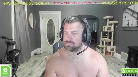 Snapshot of mrbrewscamfam chatting on 02-13-25, 04:43 MrBrew online show from 02-13-25, 04:43