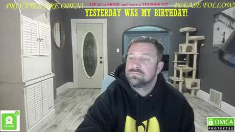 Snapshot of mrbrewscamfam chatting on 02-25-25, 04:03 MrBrew online show from 02-25-25, 04:03