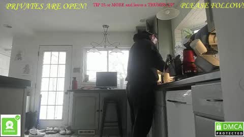 Snapshot of mrbrewscamfam chatting on 03-03-25, 08:11 MrBrew online show from 03-03-25, 08:11