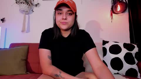 Laura online show from 01-17-26, 01:10