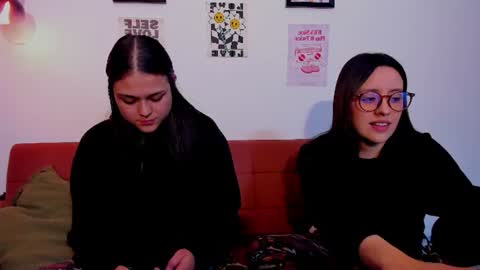 Laura online show from 07-28-26, 05:03