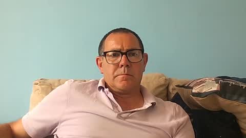 Snapshot of mrcaruso chatting on 04-21-26, 04:23 Mrcaruso online show from 04-21-26, 04:23