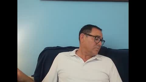 Snapshot of mrcaruso chatting on 06-04-26, 04:02 Mrcaruso online show from 06-04-26, 04:02