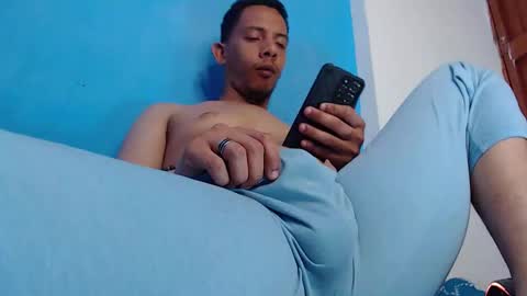 Snapshot of mrchrisdaniel chatting on 12-04-25, 03:10 Christtofer online show from 12-04-25, 03:10