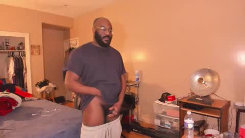Snapshot of mrchuckdailyxxx chatting on 02-03-26, 03:15 Chuck Daily online show from 02-03-26, 03:15