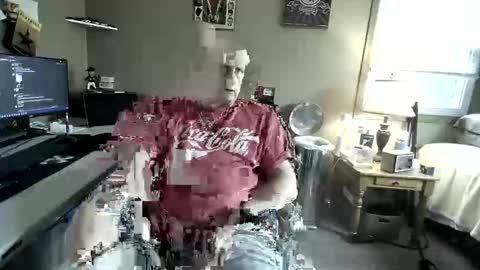 Snapshot of mrclean_55 chatting on 10-28-25, 07:38 MrClean55 online show from 10-28-25, 07:38