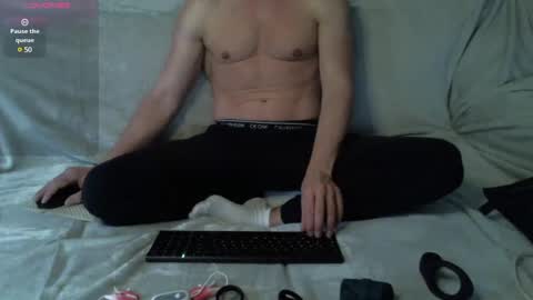 Snapshot of mrco911312 chatting on 01-05-25, 01:04 mrco911312 online show from 01-05-25, 01:04