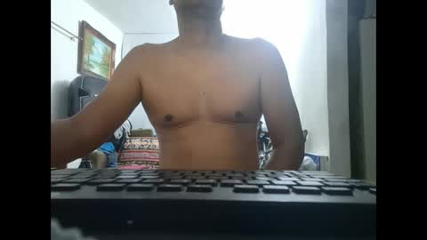 Snapshot of mrdongato01 chatting on 02-02-25, 02:48 Gato online show from 02-02-25, 02:48