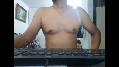 Snapshot of mrdongato01 chatting on 09-15-25, 02:44 Gato online show from 09-15-25, 02:44