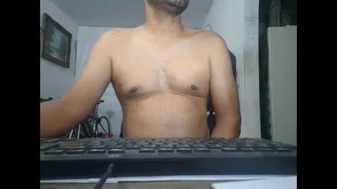 Snapshot of mrdongato01 chatting on 09-27-25, 02:38 Gato online show from 09-27-25, 02:38