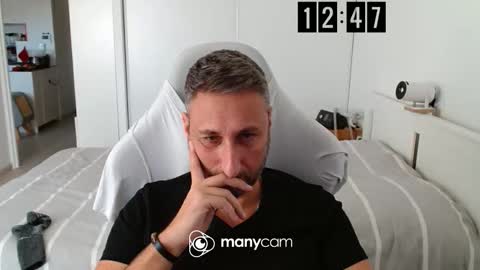 Snapshot of mrdr0o0o chatting on 11-18-25, 11:47 mrdr0o0o online show from 11-18-25, 11:47