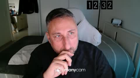 Snapshot of mrdr0o0o chatting on 11-24-25, 11:32 mrdr0o0o online show from 11-24-25, 11:32