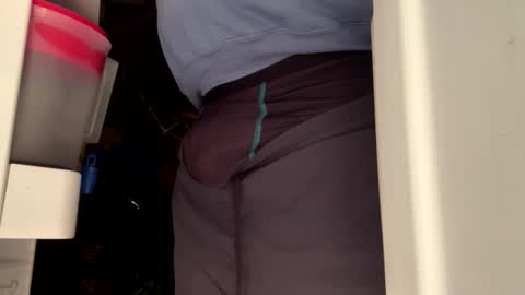 mreric_210 online show from 11-22-25, 07:40