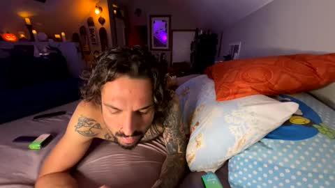 Snapshot of mrfanceypants chatting on 10-01-25, 06:19 mrfanceypants online show from 10-01-25, 06:19