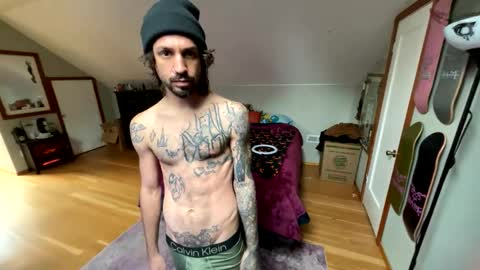 Snapshot of mrfanceypants chatting on 11-06-25, 10:21 mrfanceypants online show from 11-06-25, 10:21