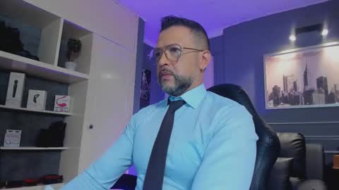 MrFrank. online show from 10-31-25, 11:44