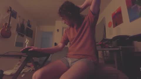 Ian online show from 03-25-26, 08:09